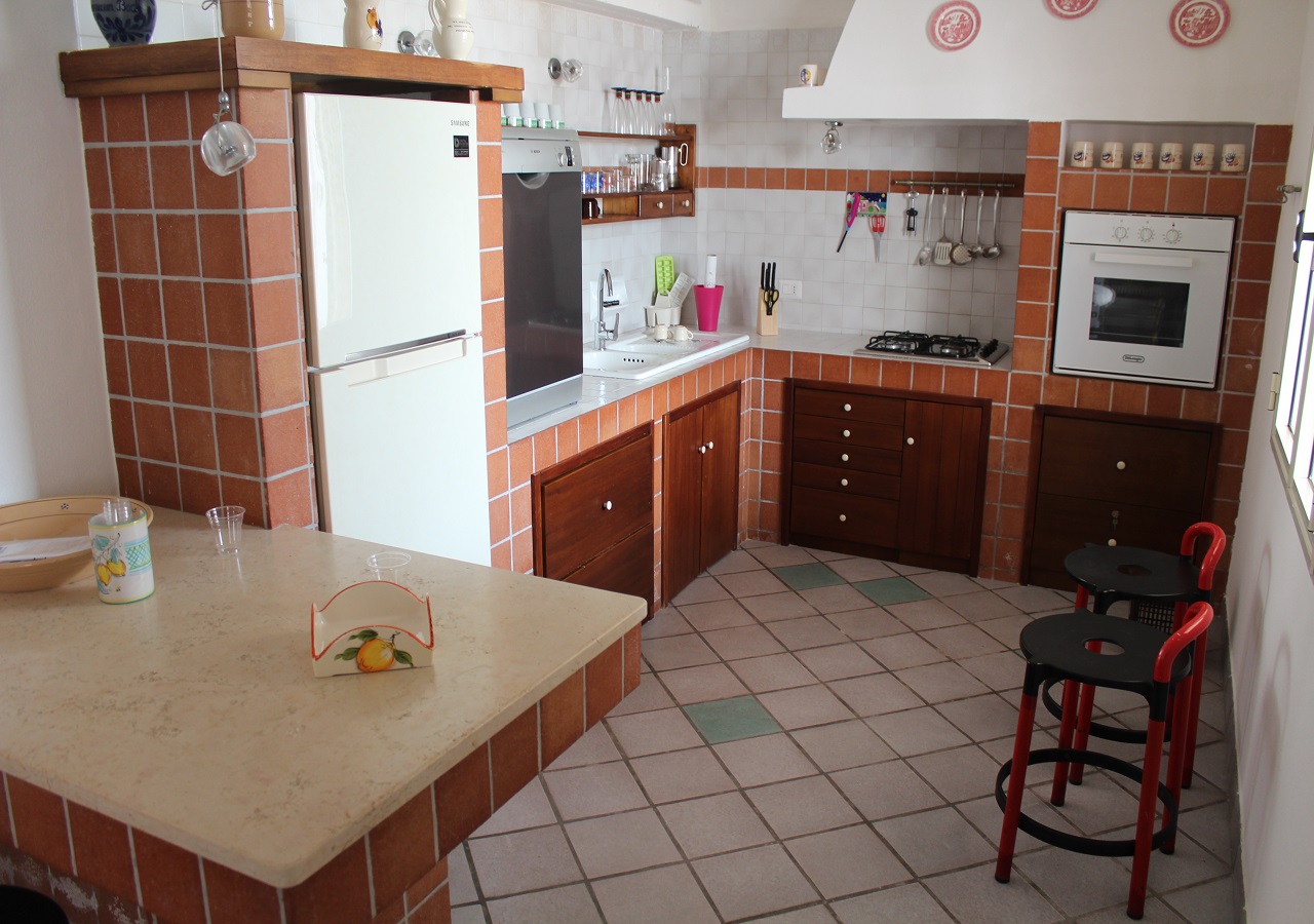 Appartamento Marisa Torre Lapillo cucina 5